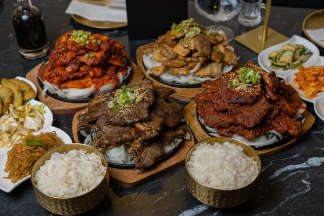 Premium Meat Lover's Platter.